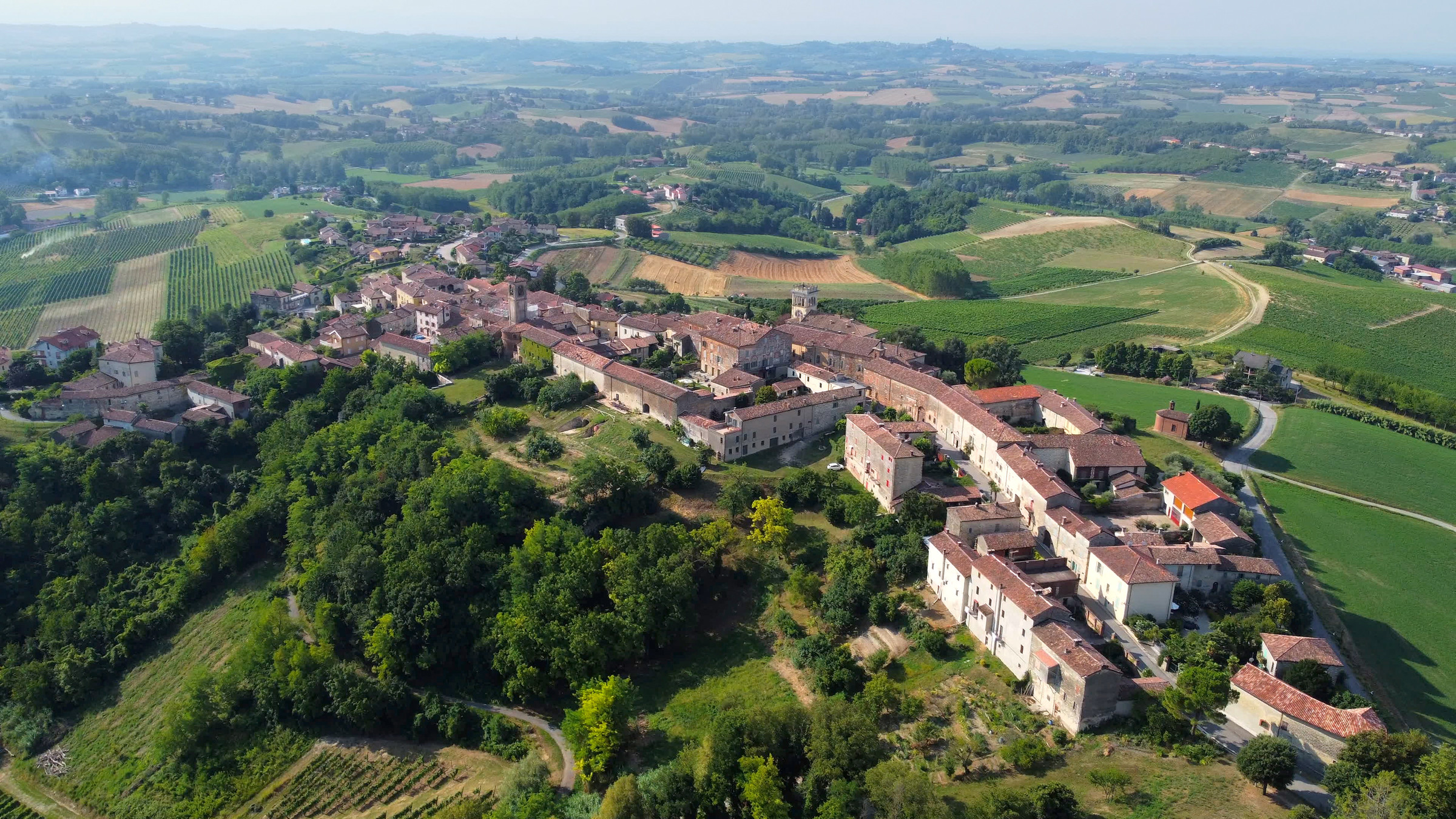 Cella Monte © Lonely Planet Italia
