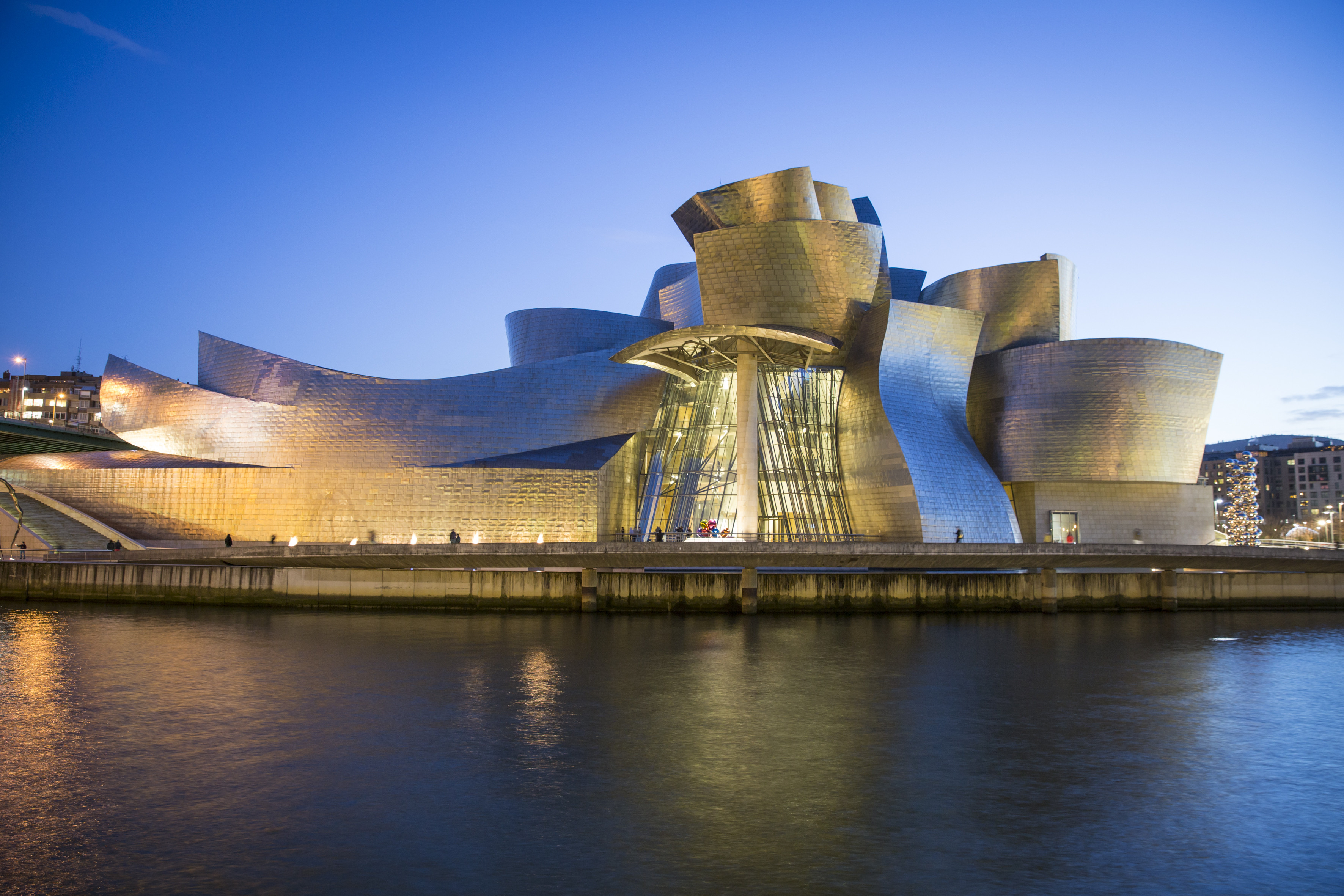 Bilbao Melanie Lemahieu/Shutterstock