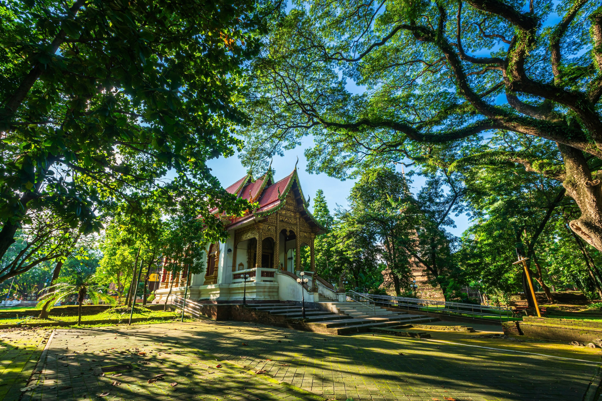Thinnapob Proongsak Shutterstock
