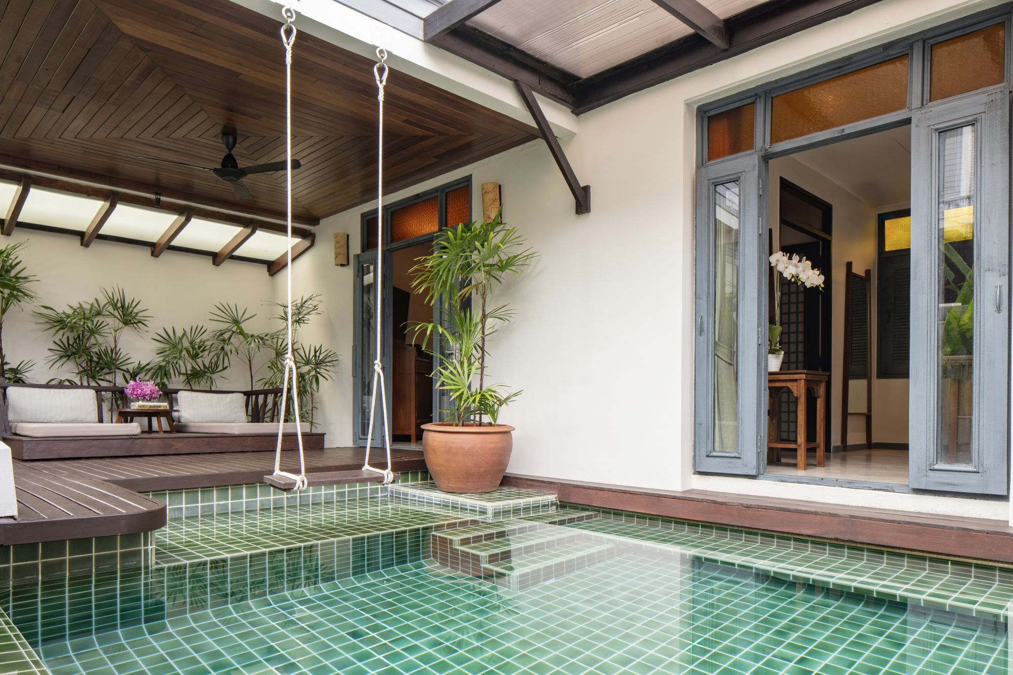 Una suite con piscina presso la struttura Lawana. Il resort Anantara Lawana Koh Samui