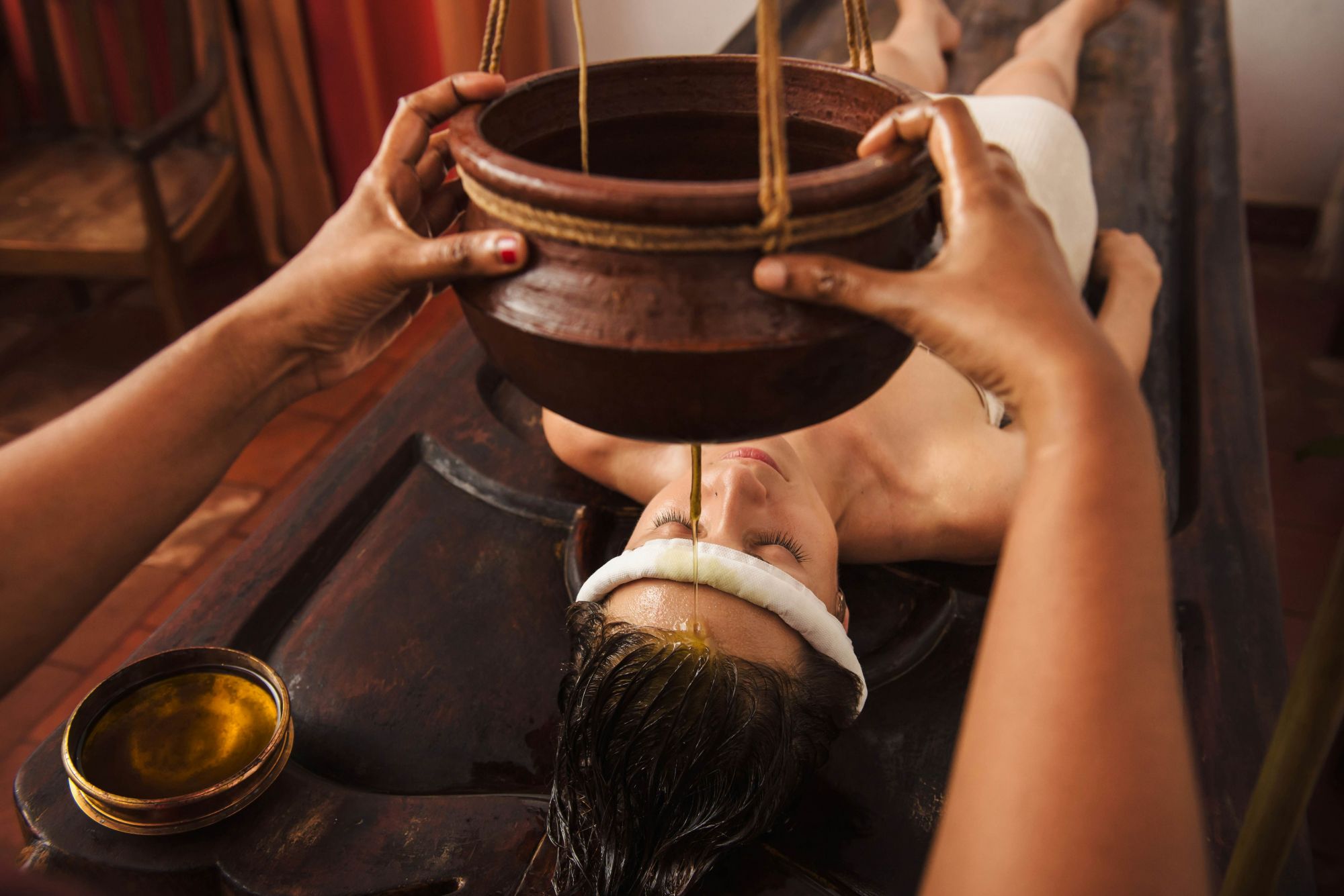 Un trattamento ayurvedico in Kerala. © Gilitukha/iStock
