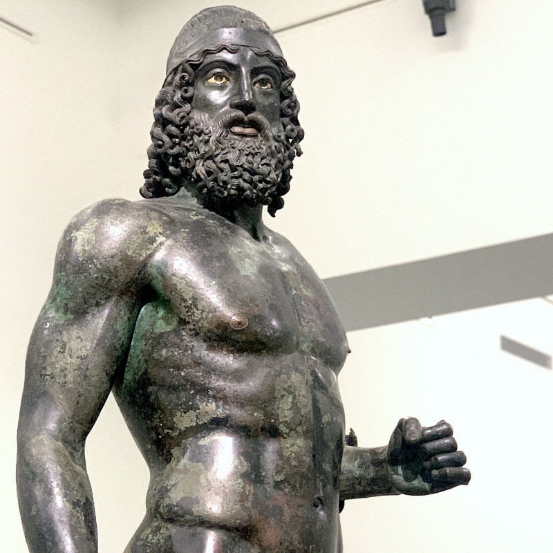 Tutto il fascino dei Bronzi di Riace © Giulia Grimaldi/Lonely Planet Italia