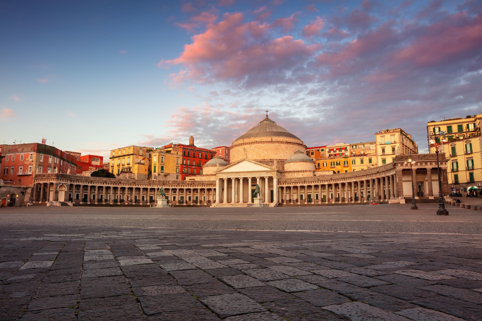 Piazza del Plebiscito all’alba ©Rudy Balasko/Shutterstock