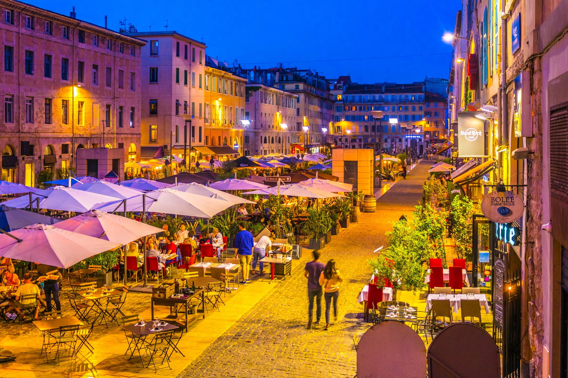 Passeggiate per il Vieux-Port la prima sera per conoscere meglio la città © trabantos / Getty Images