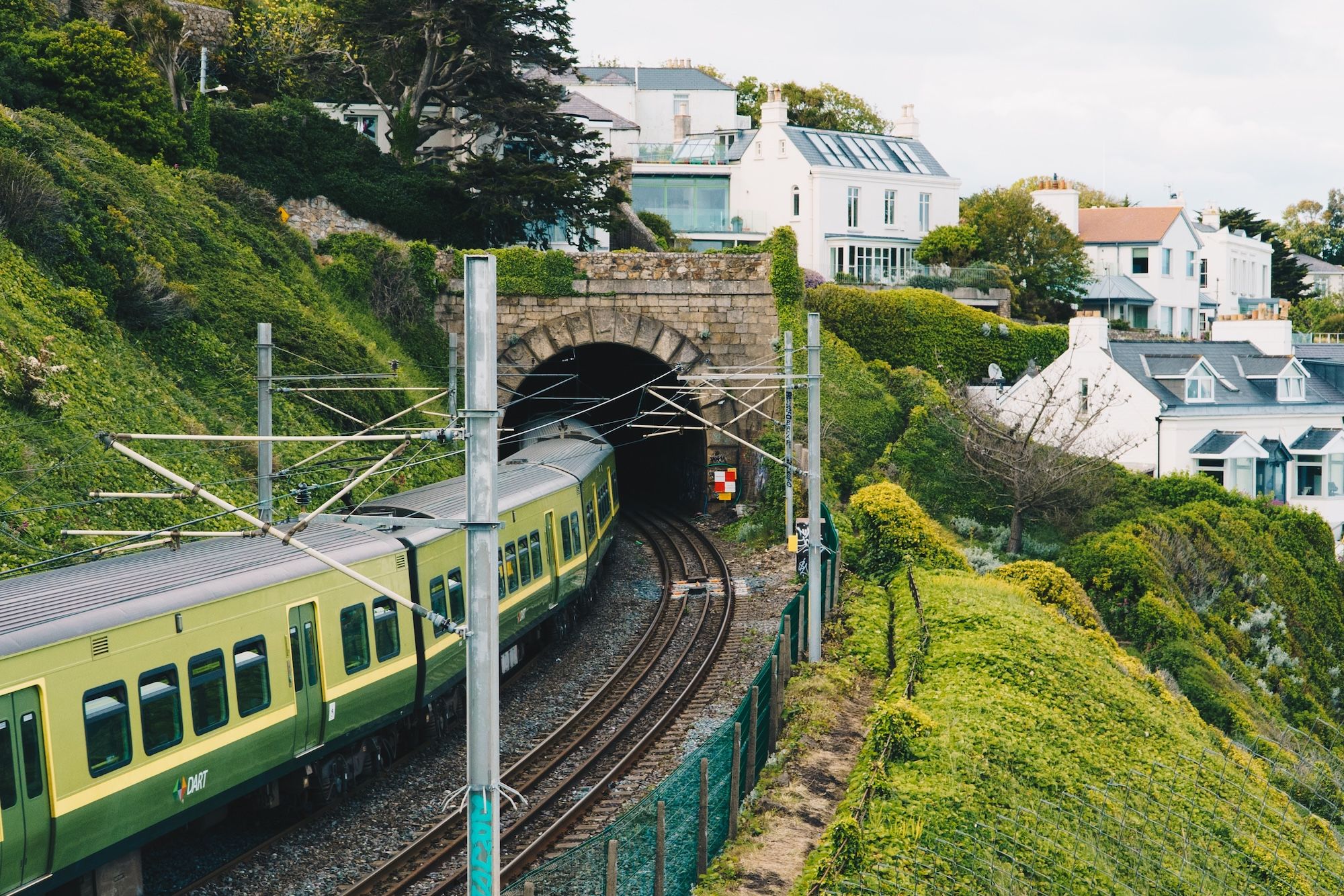 Un treno a Dalkey ©4H4 PH/Shutterstock
