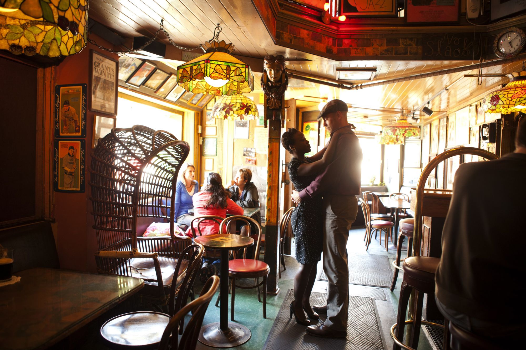 Al Vesuvio Café si ritrovavano i grandi della poesia beat. © Kris Davidson / Lonely Planet