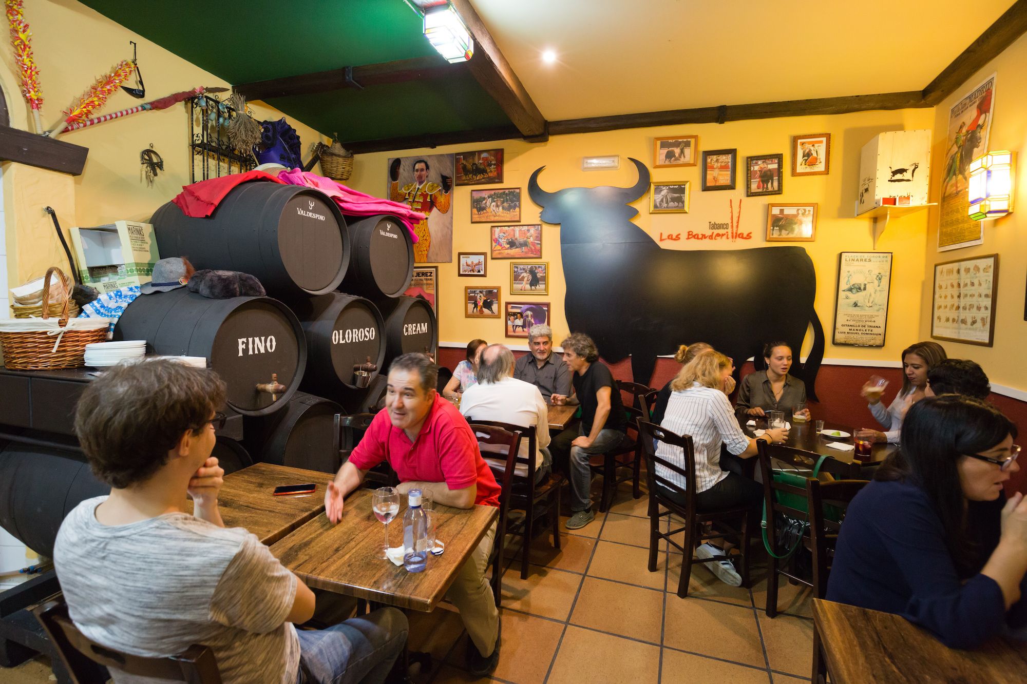 L’ambiente tipico di un tabanco di Jerez
©Jo Jones/Shutterstock