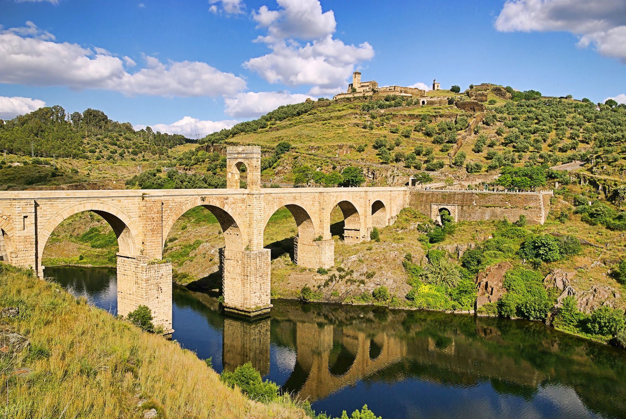 Il ponte di Alcántara ©LianeM/Shutterstock