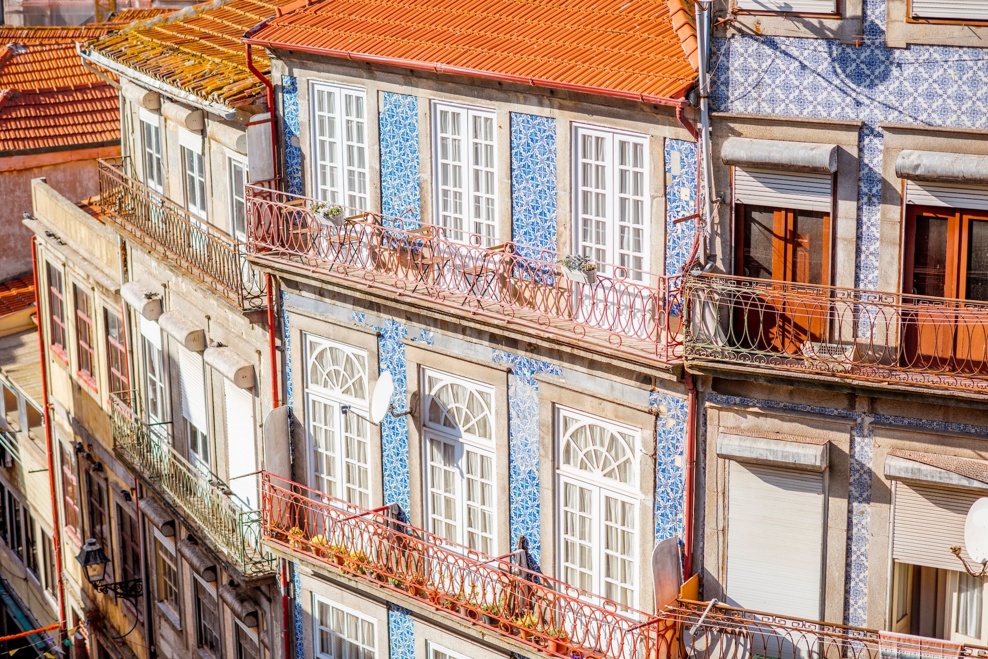 Gli azulejos a Porto ©RossHelen / Shutterstock