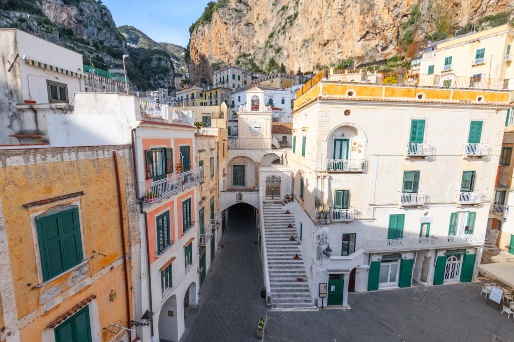 Vicoletti incantevoli e chiese secolari: Atrani è così. © Sean Pavone / Getty Images