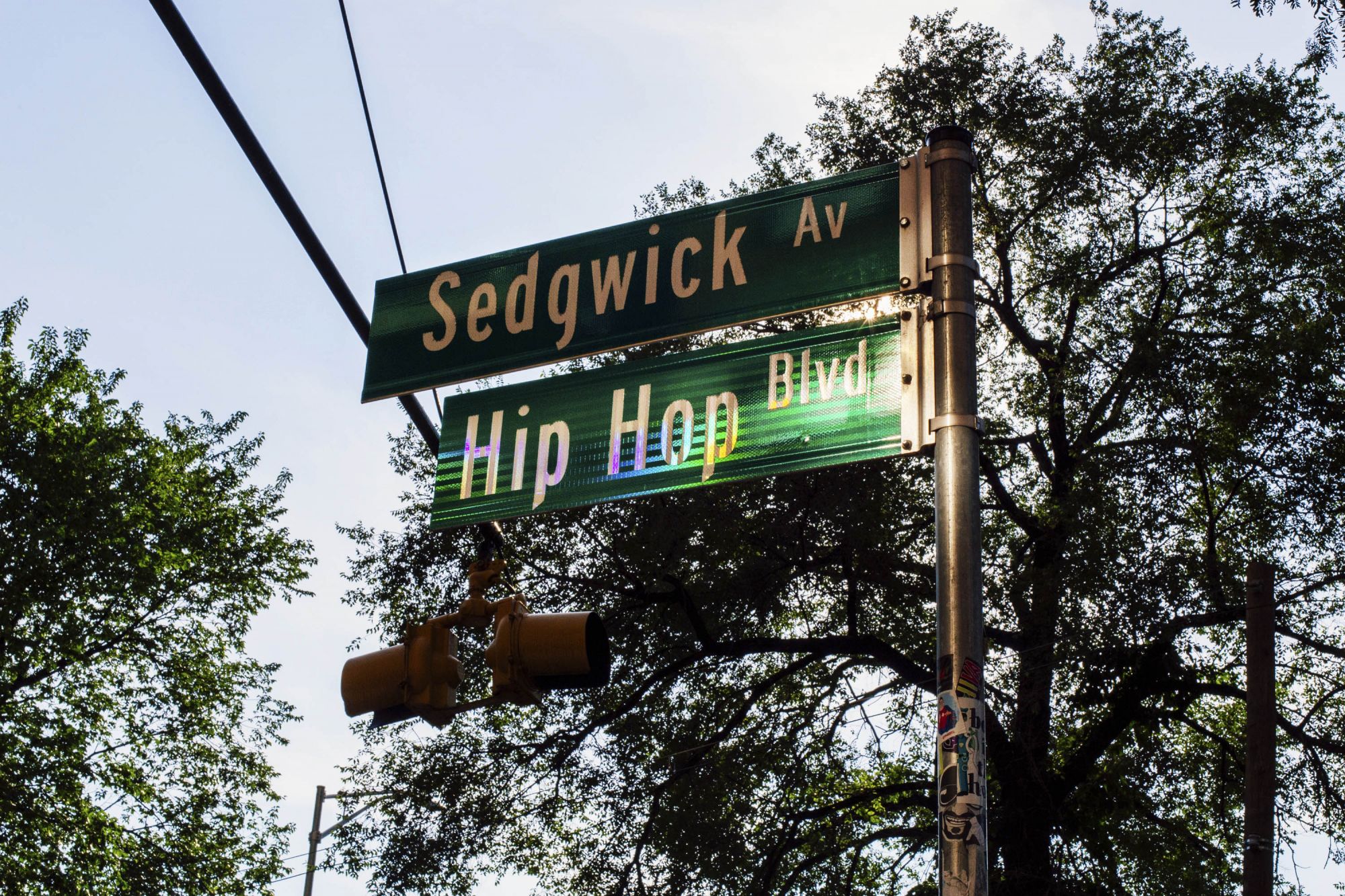 La strada in cui è nato l'hip-hop, nel South Bronx