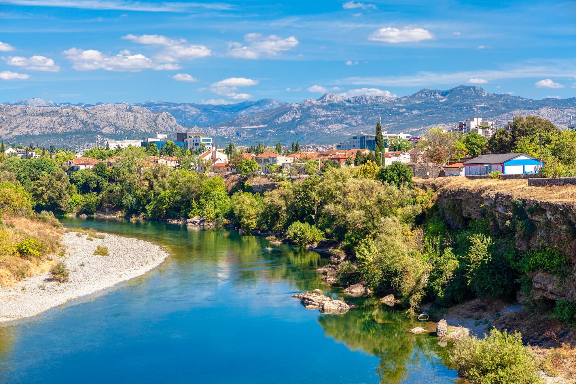 Il fiume Moraca © RussieseO / Shutterstock