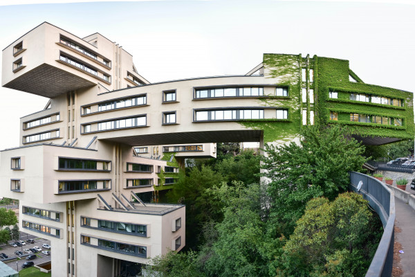 La sede della Bank of Georgia a Tbilisi. © Petr Bubenicek/Shutterstock