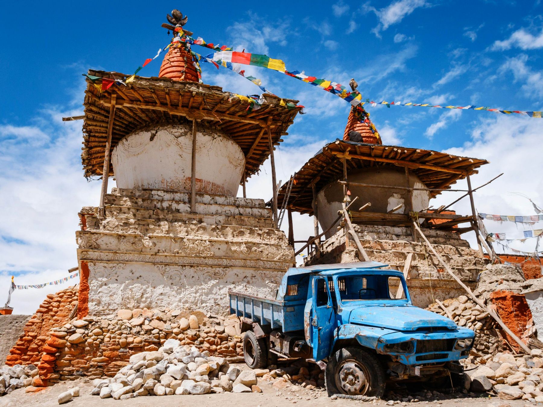 Chorten tibetani vicino al confine con il Nepal. © Whitworth Images/Getty Images