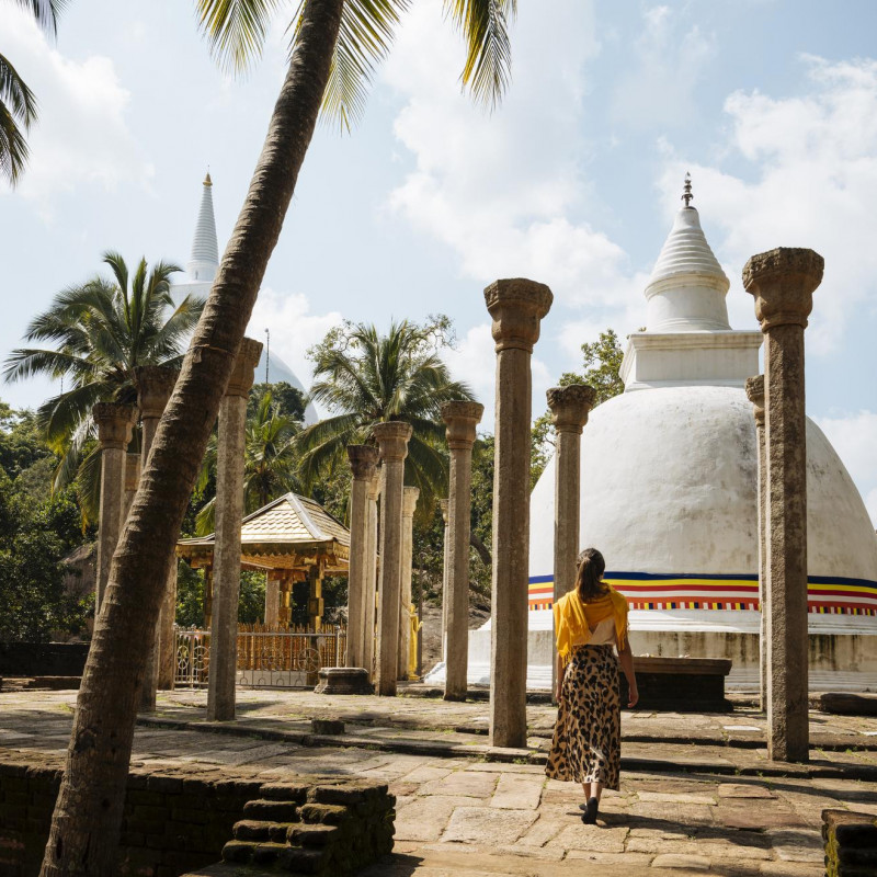 Dal 1 ottobre 2024 i cittadini con passaporto italiano possono richiedere il visto gratuito in Sri Lanka ©Getty Images/Cultura RF