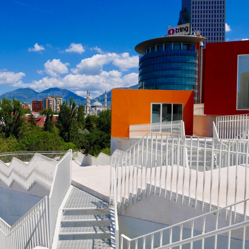 tirana città