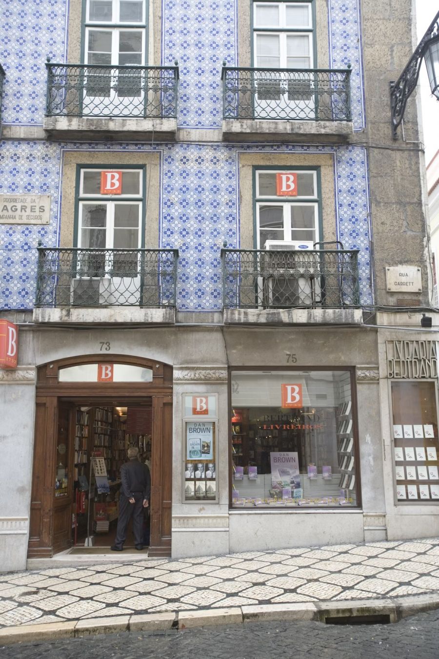 Livraria Bertrand.