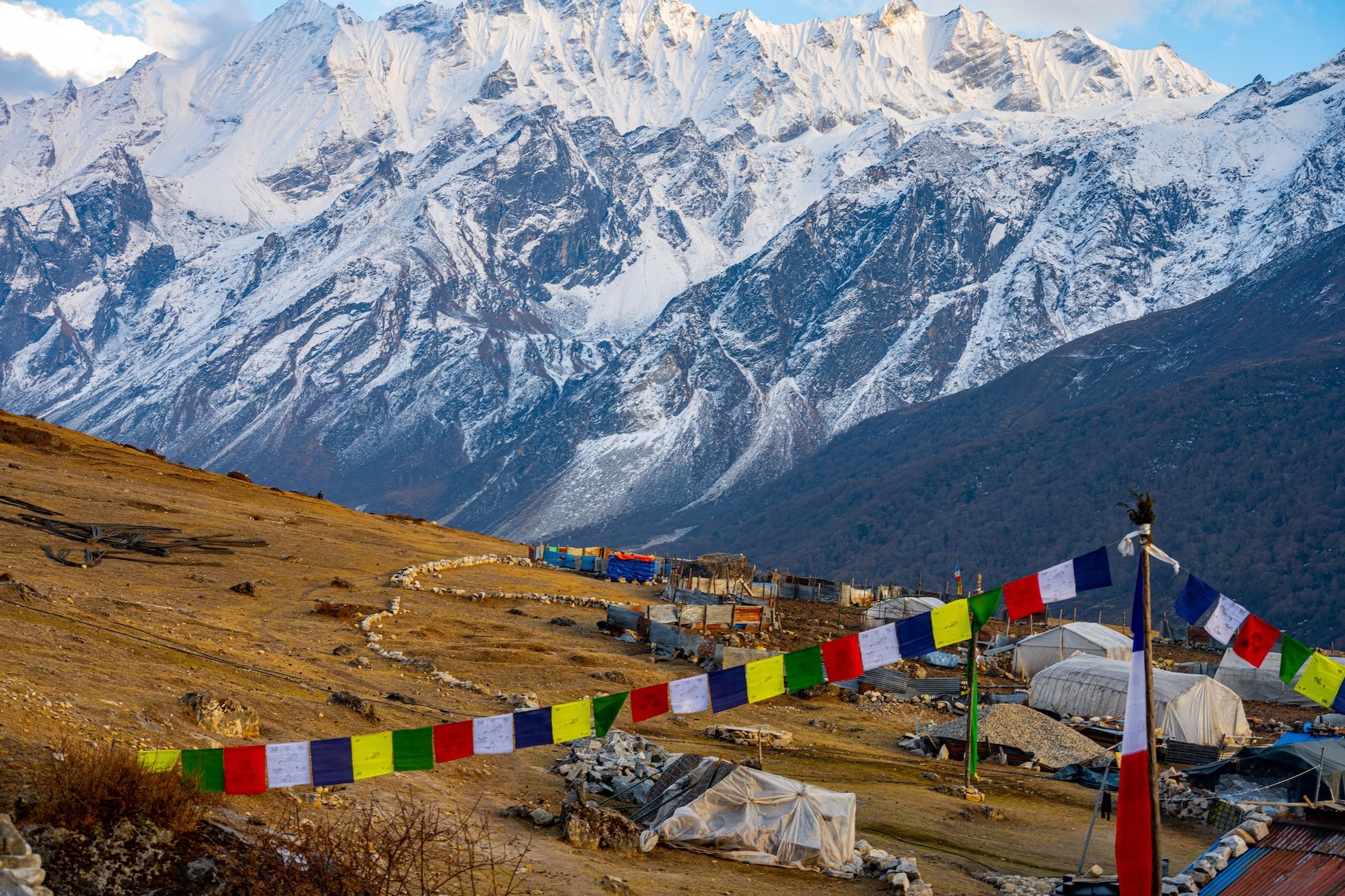 Le vedute da Kyanjin Gompa © Emad Aljumah /Shutterstock