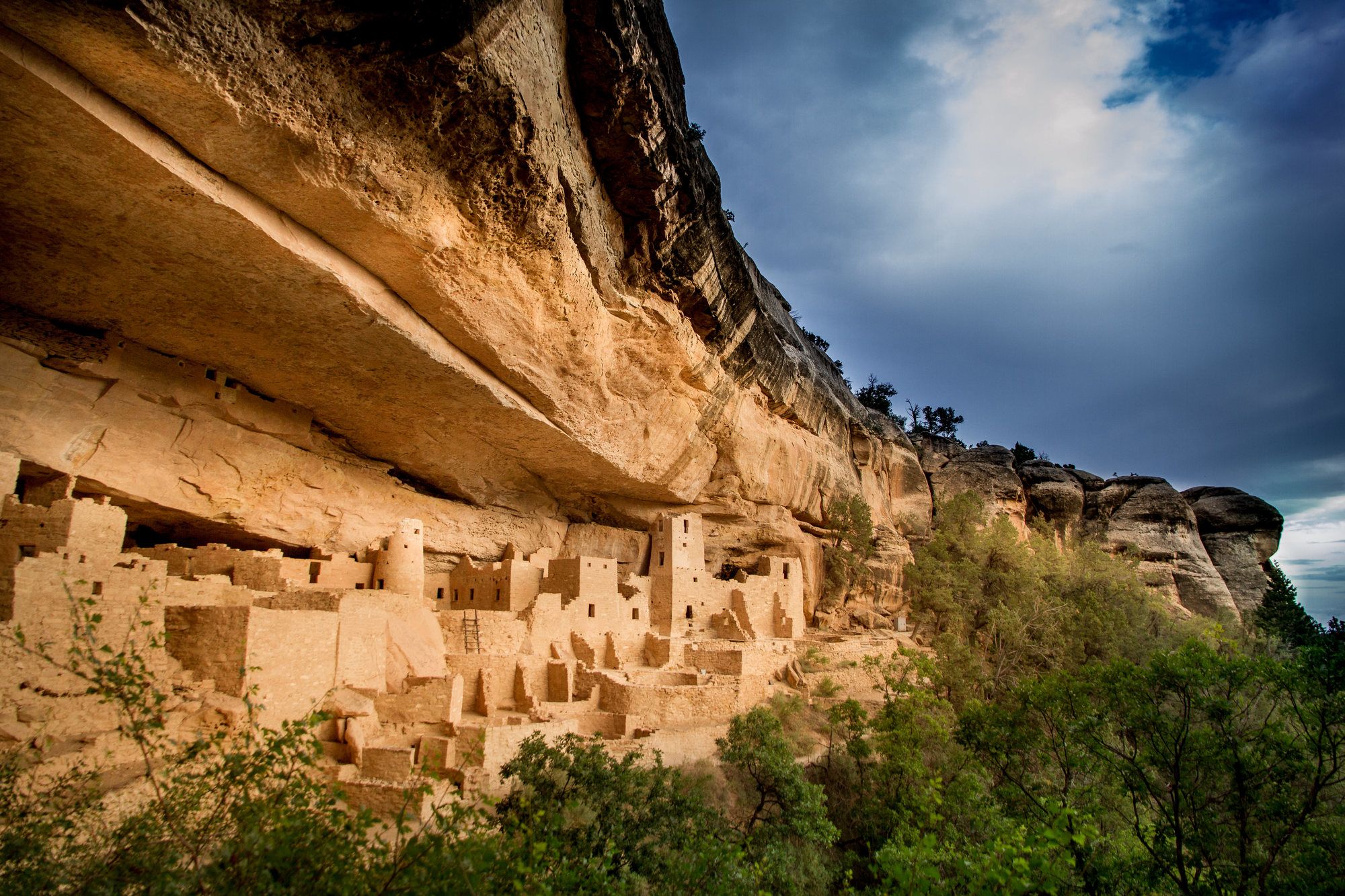 Resti delle abitazioni dei pueblos ancestrali a Mesa Verde, Colorado ©darekm101/Getty Images