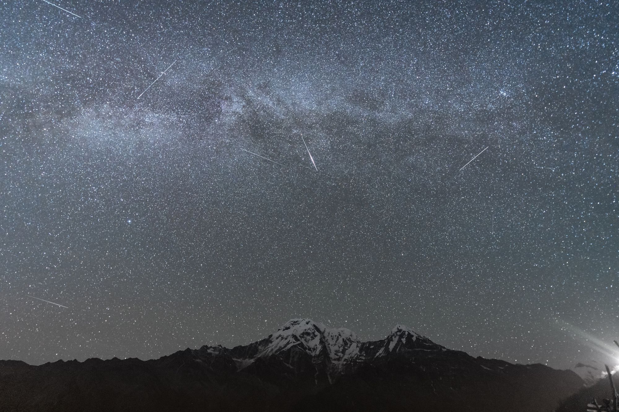 Via Lattea sull’Annapurna South©Alberto Montemurro/Lonely Planet Italia