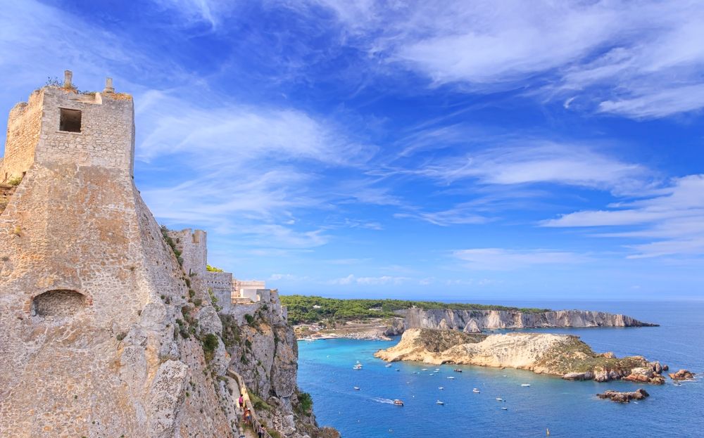 Le fortificazioni di San Nicola alle Isole Tremiti. Credits vololibero / Shutterstock