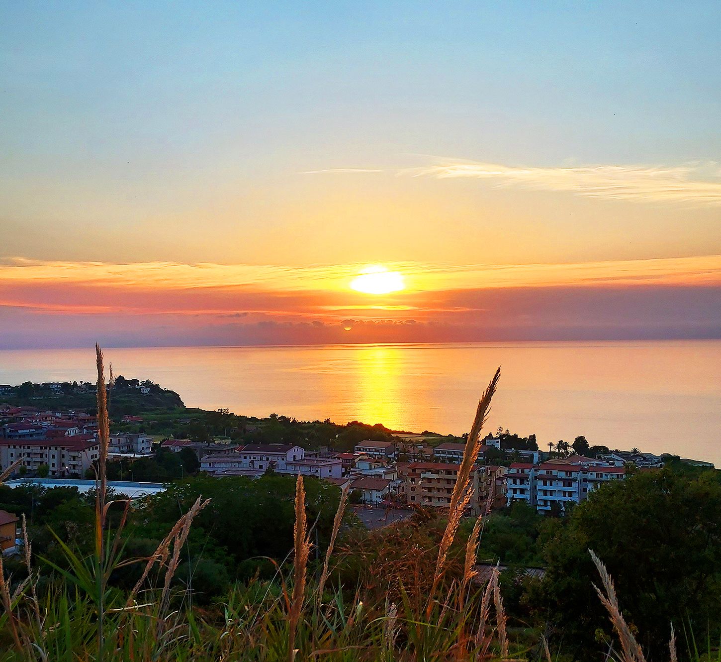 Tramonto sulla costa a Tropea