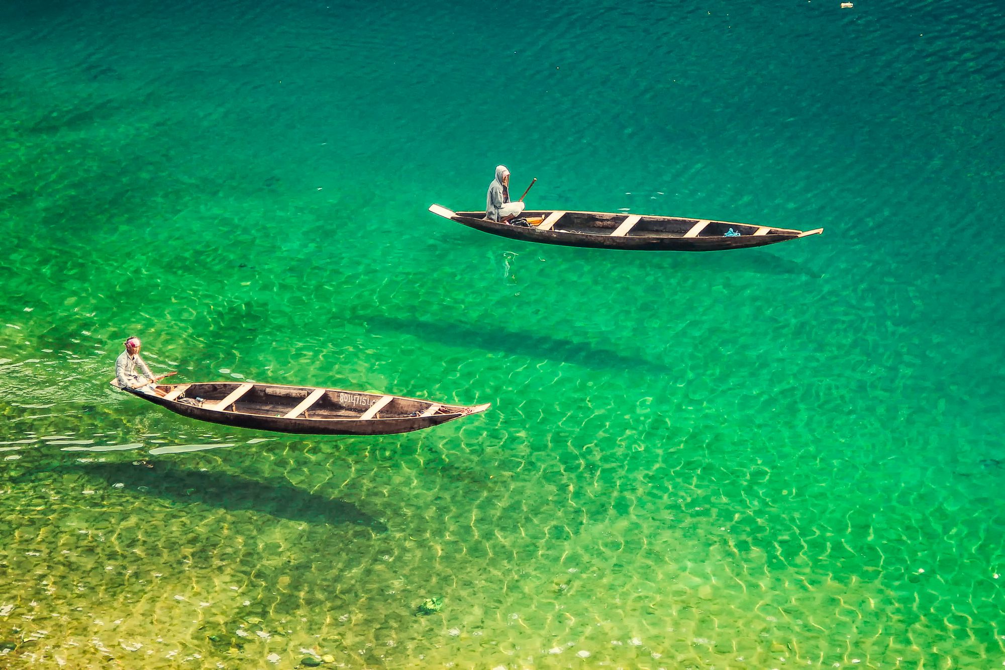 A pesca sul fiume Dawki ©Abhijeet Khedgikar
