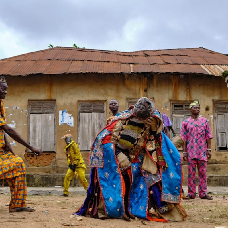Una processione Egungun. Riccardo Mayer/Shutterstock