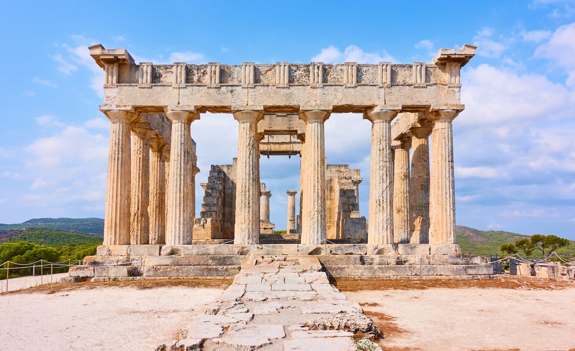 Il maestoso Tempio di Afaia ©Roman Sigaev/Shutterstock