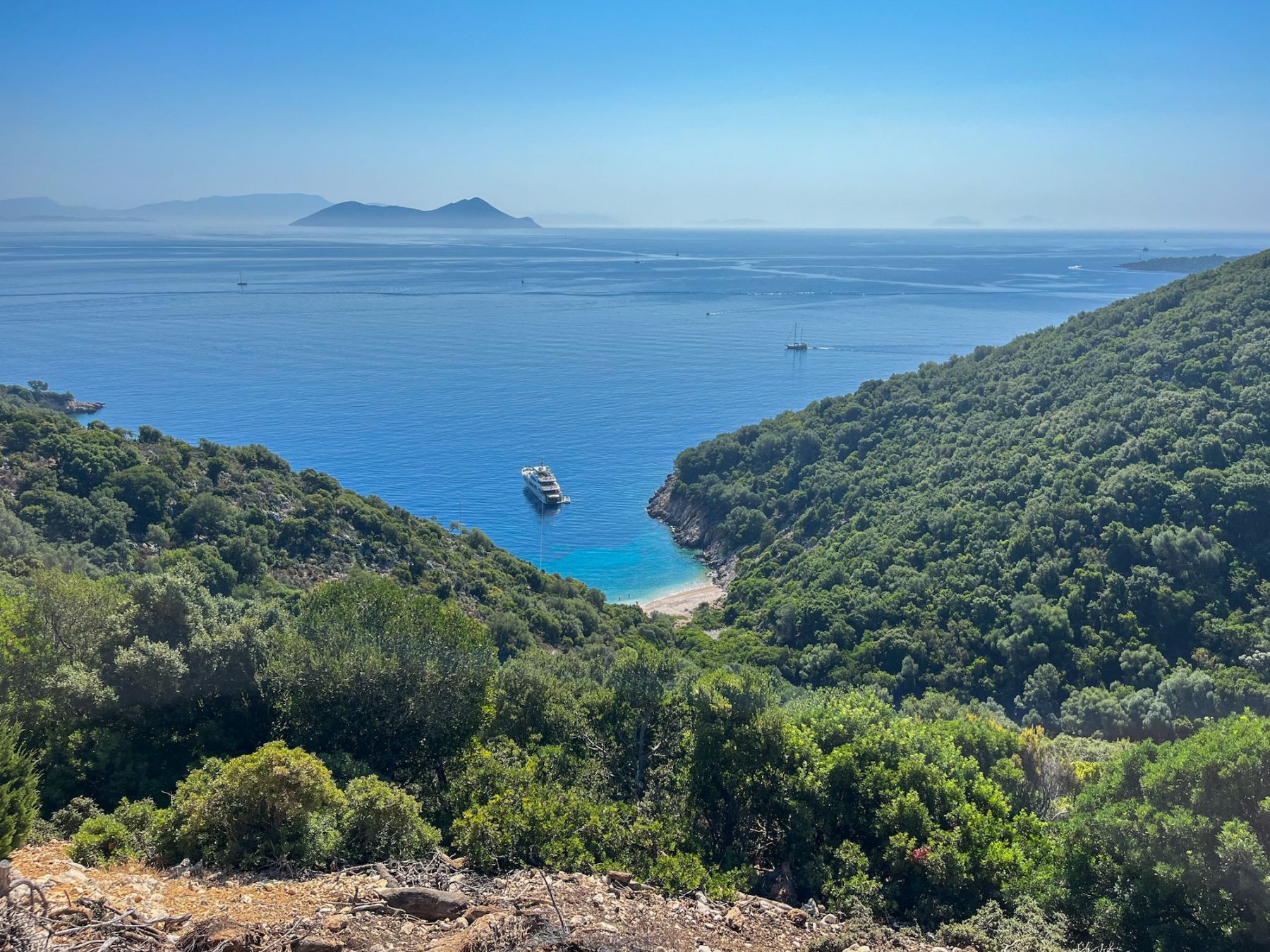 Le insenature di Itaca viste dall’alto © Giulia Grimaldi/Lonely Planet Italia