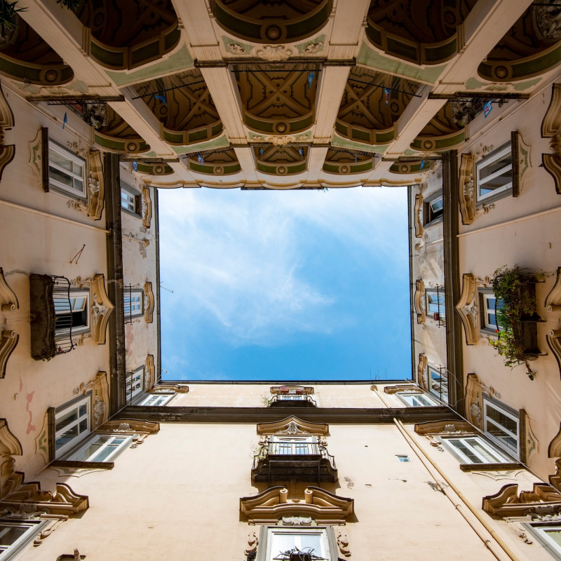 Palazzo dello Spagnuolo, uno dei più conosciuto del Rione Sanità  ©Adwo/Shutterstock