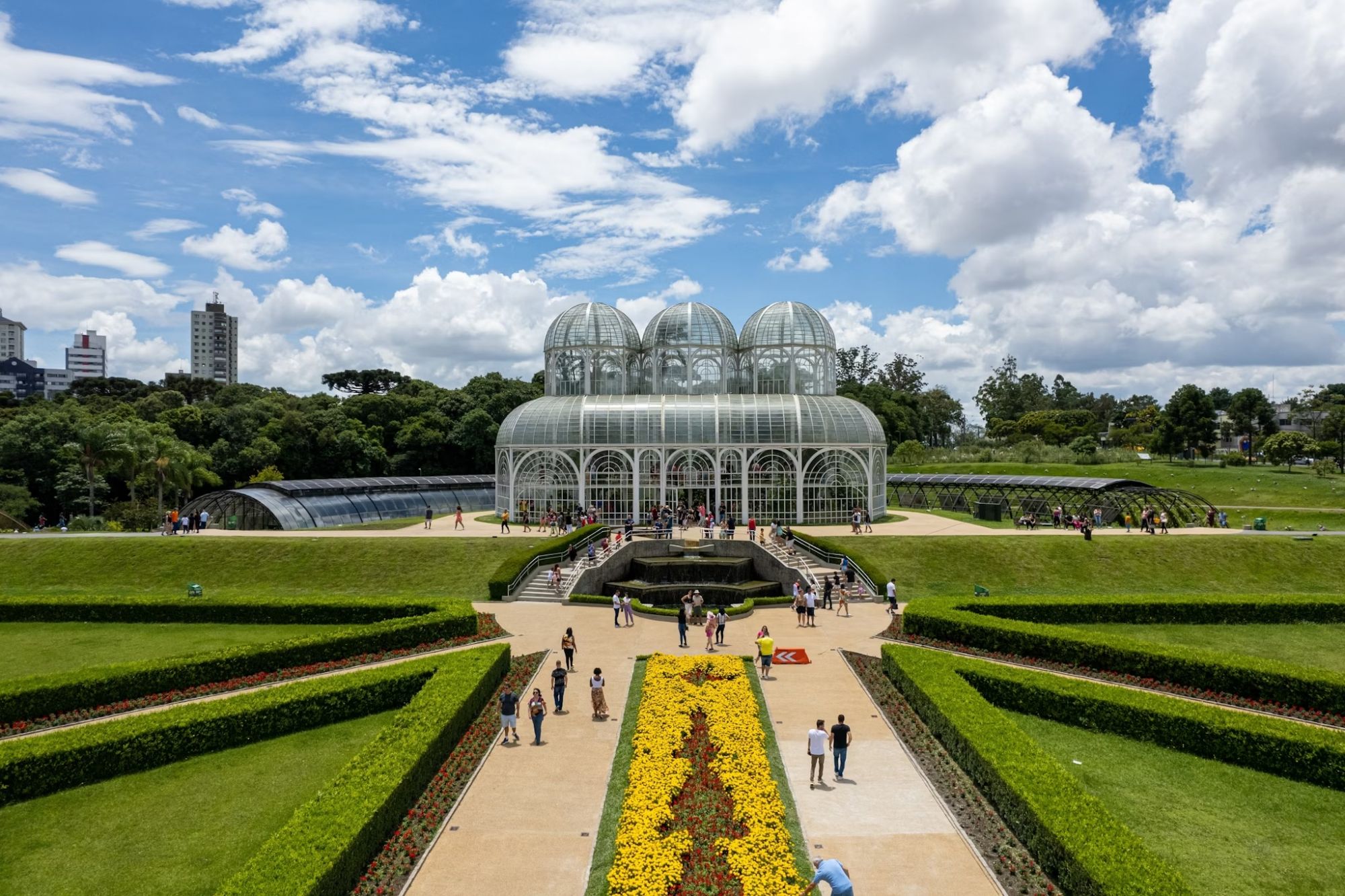 Come la stessa Curitiba, il giardino botanico della città è bello tutto l’anno. Shutterstock
