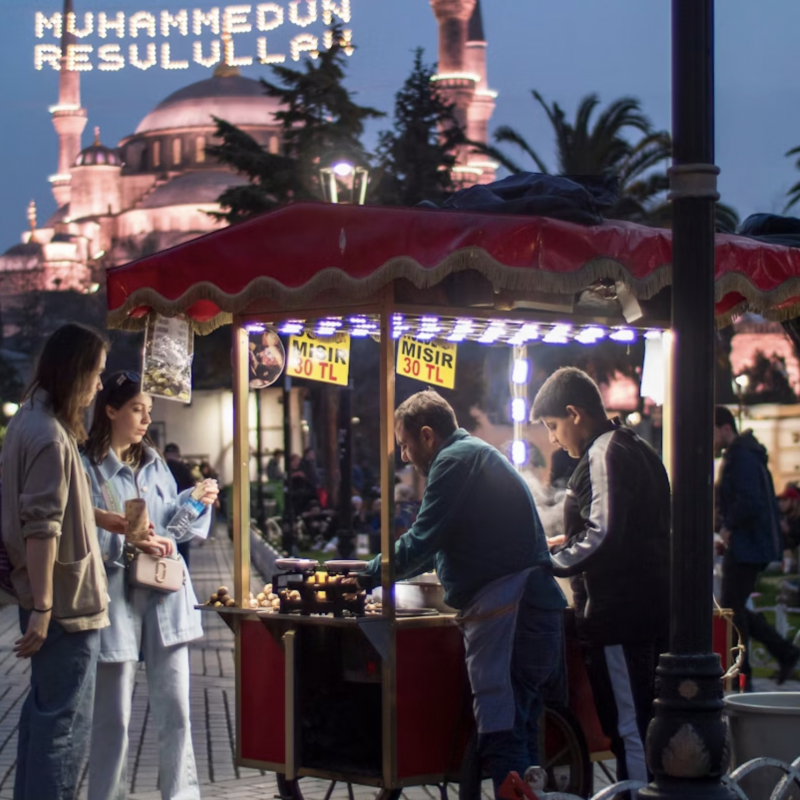 Godetevi luoghi come Piazza Sultanahmet. okanozdemir/Shutterstock