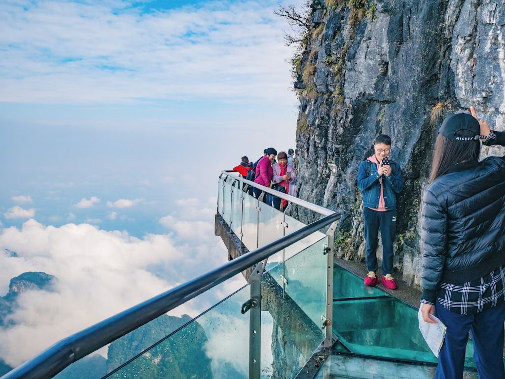 A Zhangjiajie si cammina nel mondo di Avatar © Sumeth anu / Shutterstock
