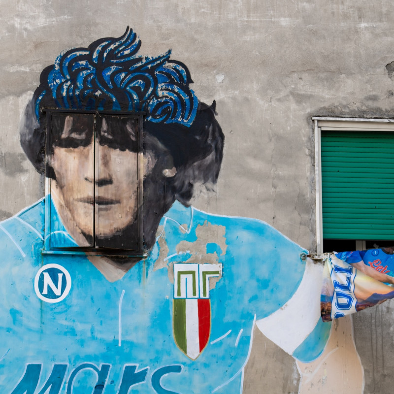 Un murales di Diego Armando Maradona nei Quartieri Spagnoli ©SimoneAmi /Shutterstock
