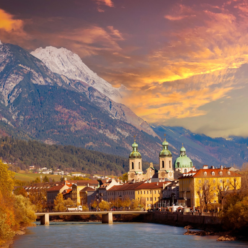 Il tramonto a Innsbruck  ©Nok Lek Travel Lifestyle/Shutterstock