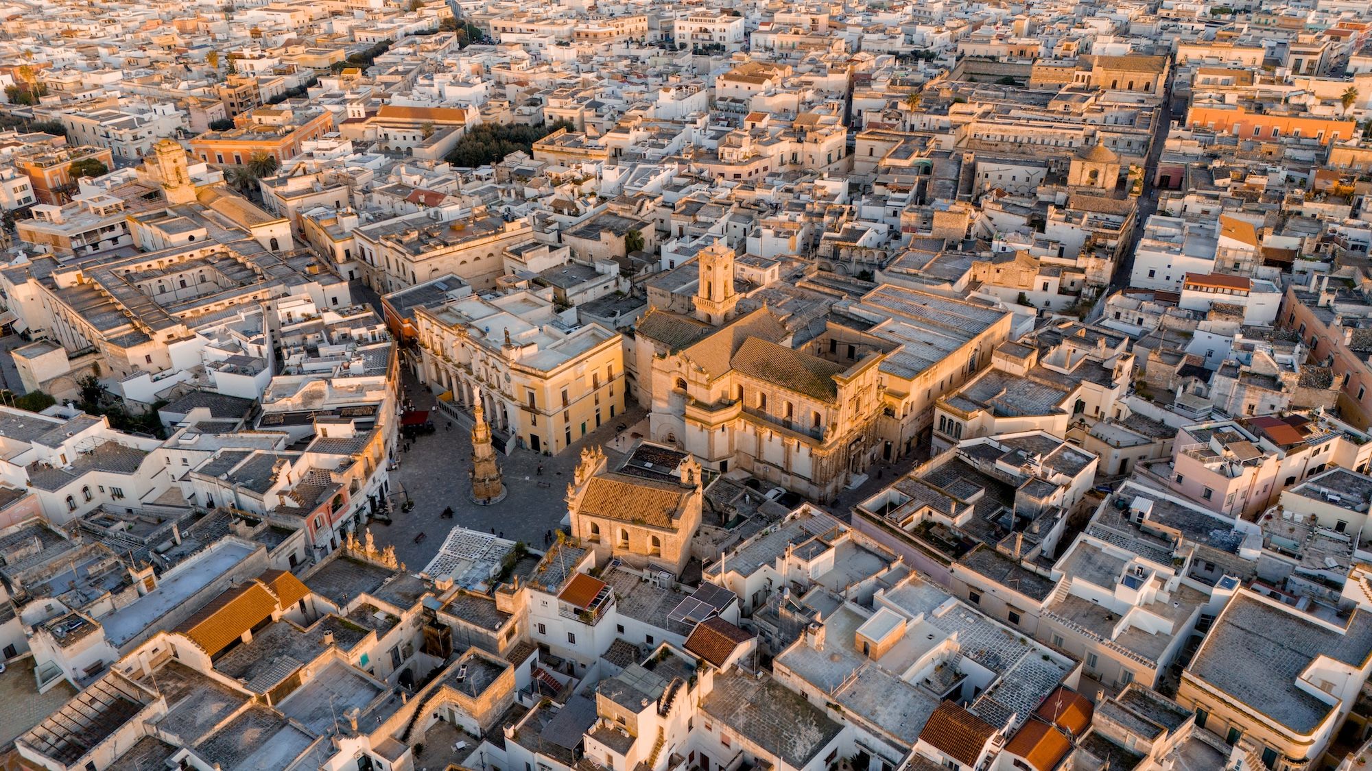 Una veduta aerea del centro di Nardò ©RossHelen/Shutterstock