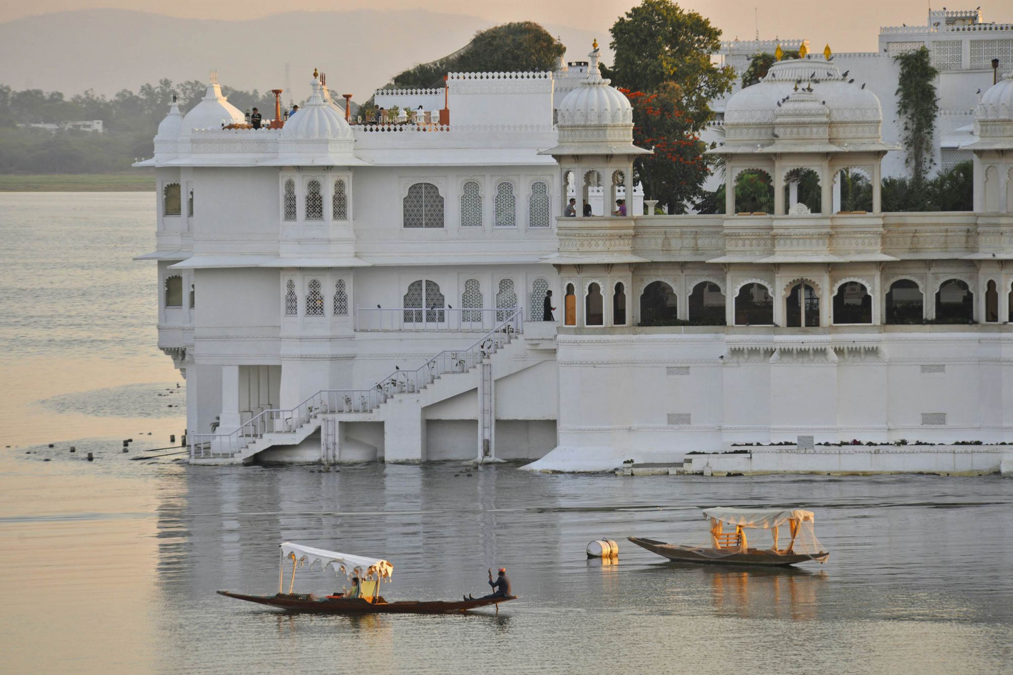 C’è una luce tutta particolare sul Lago Pichola a Udaipur. © Pete Seaward for Lonely Planet