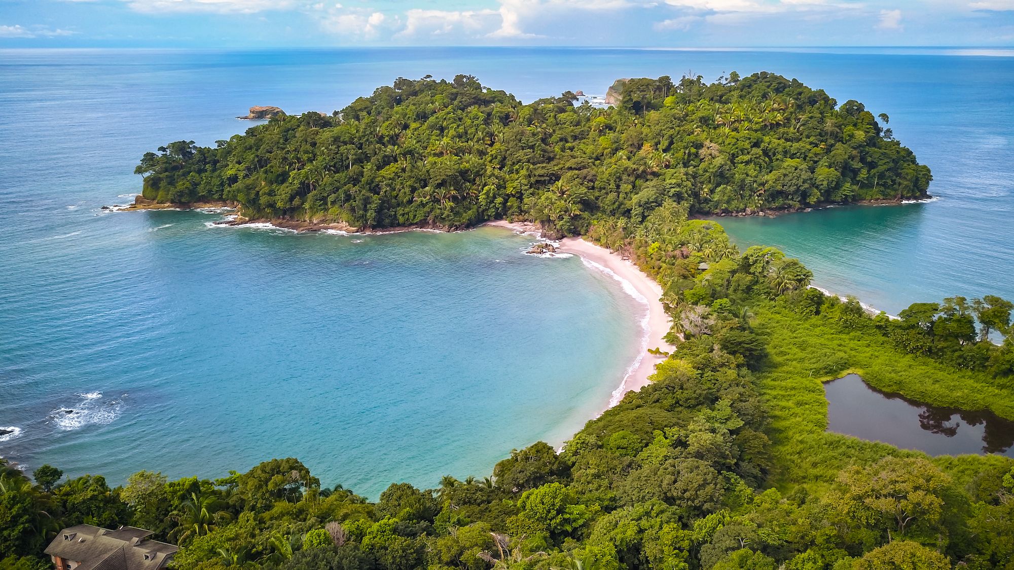 Quepos, affacciata sull’Oceano Pacifico©Stefan Neumann /Shutterstock