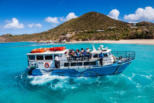 Come visitare le isole dei Caraibi in traghetto