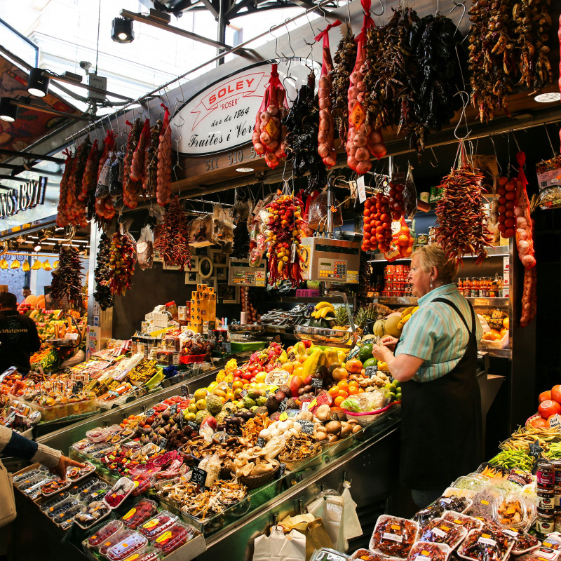 Il Mercat de la Boqueria è uno dei posti più apprezzati da chi visita Barcellona. © Only_NewPhoto/Shutterstock