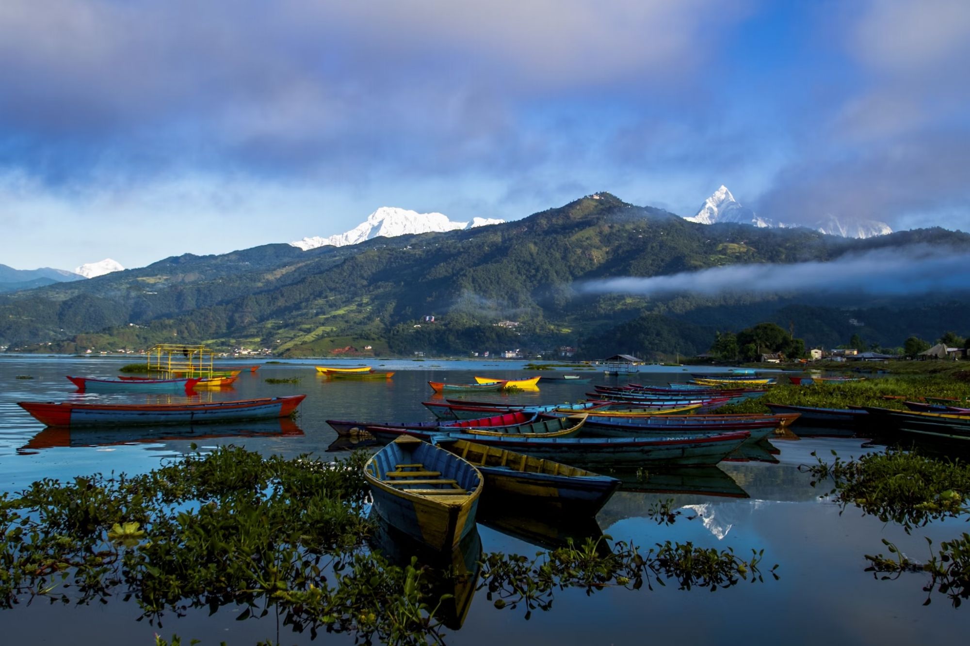 Dirigetevi a Pokhara per ammirare le montagne e vivere un’esperienza rilassante in riva al lago © Rupad Bajracharya / 500px