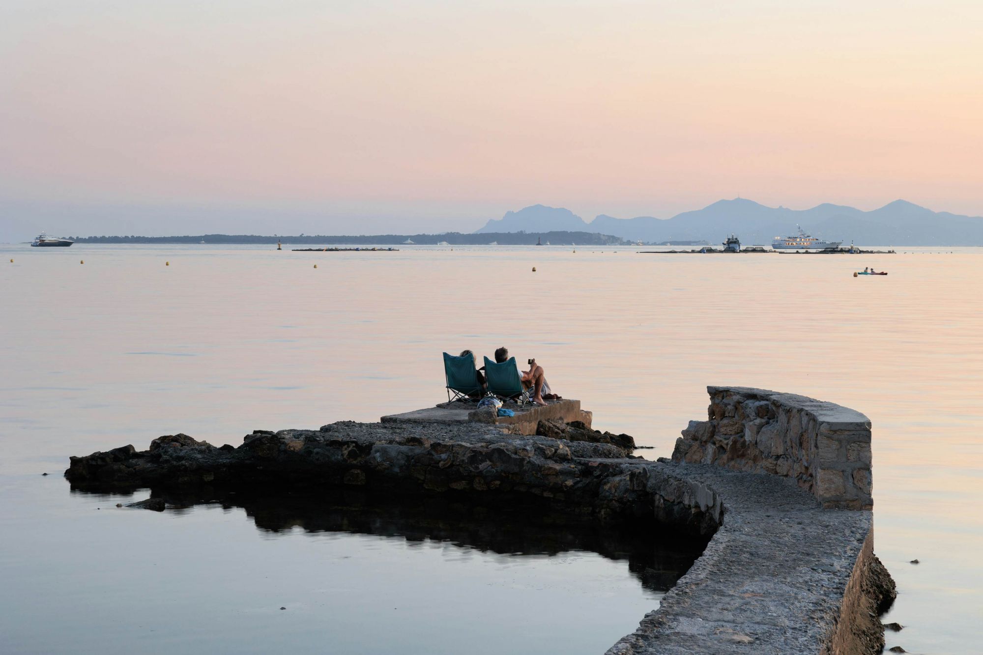 Il tramonto a Cap d’Antibes. © Violette Franchi / Lonely Planet
