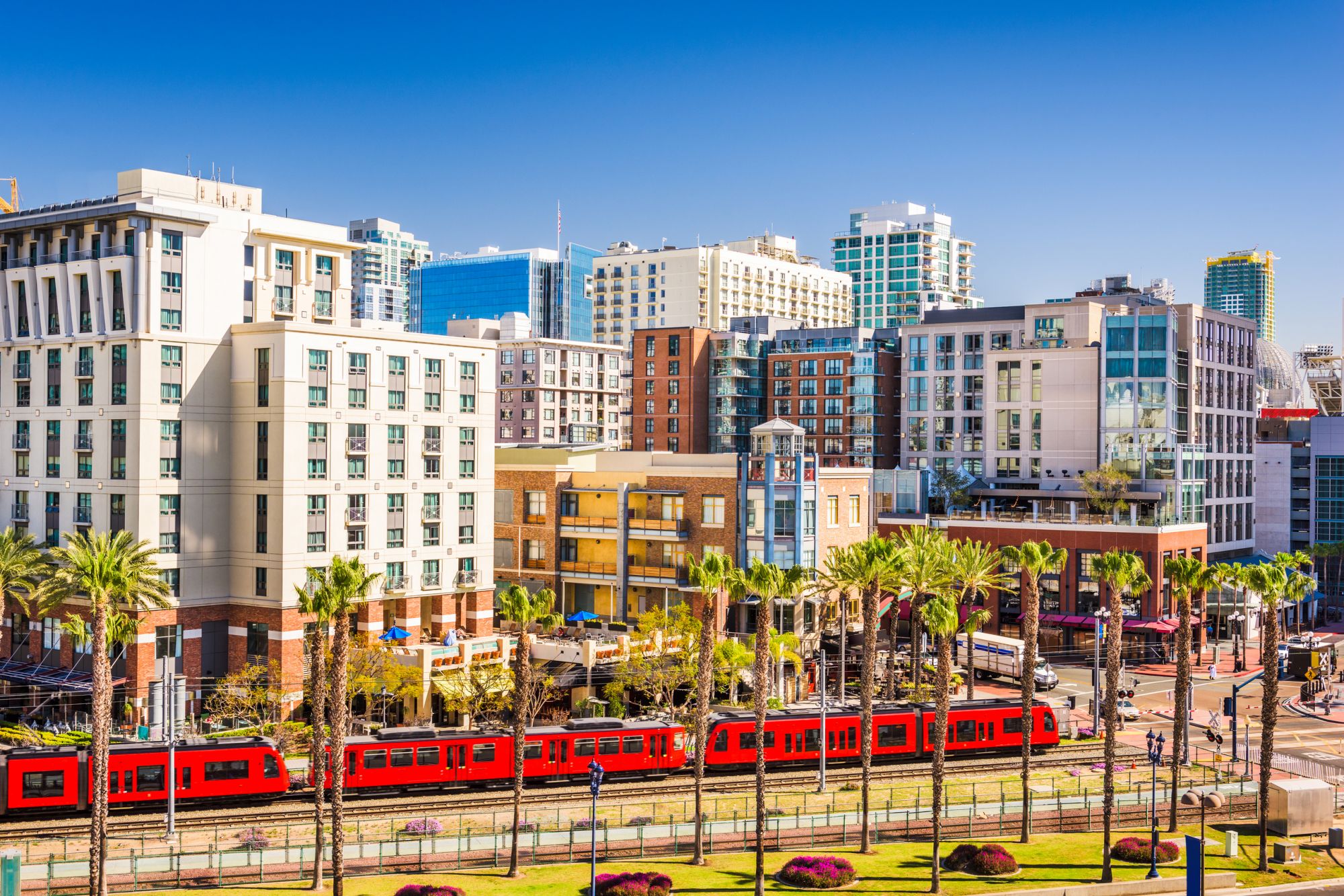 Il confine messicano si trova a soli 45 minuti di treno dal centro di San Diego © Sean Pavone / Shutterstock
