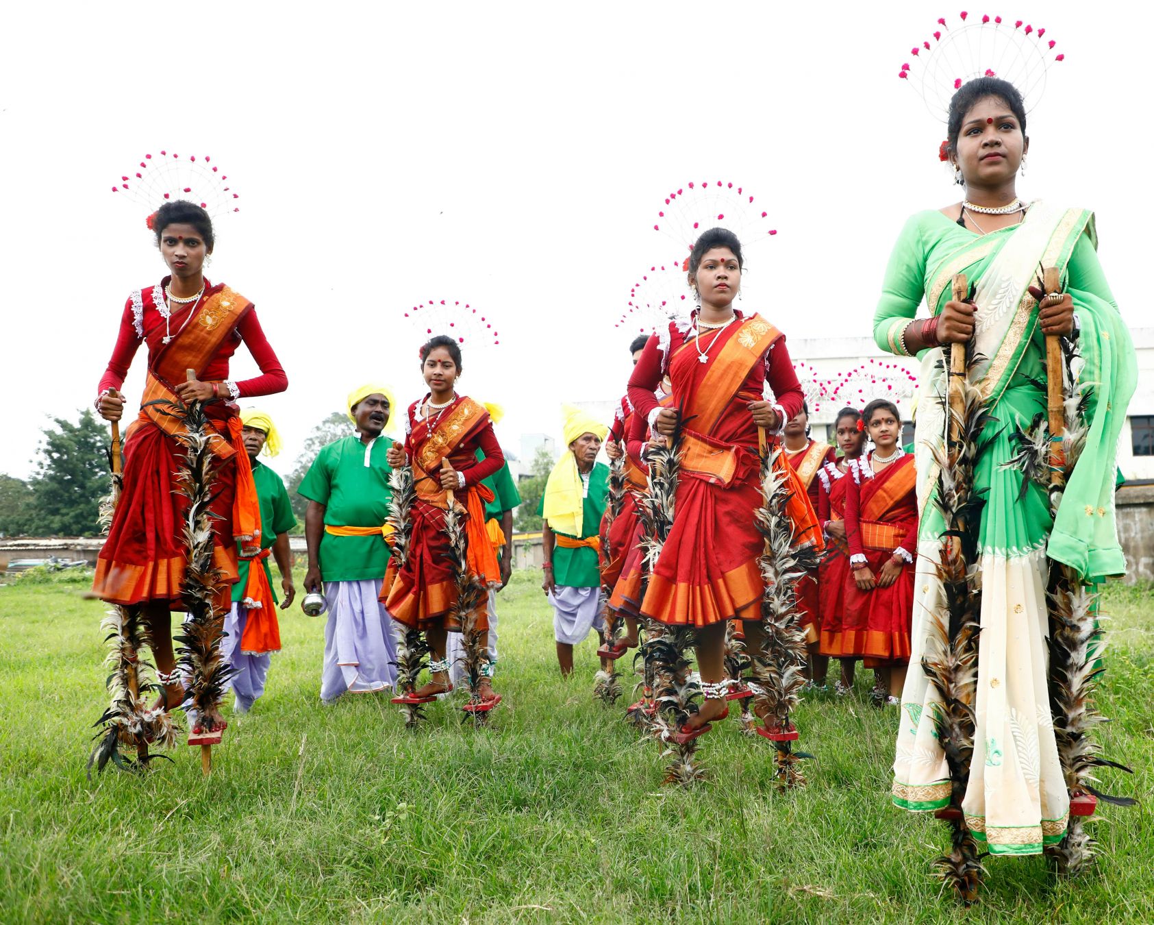 Danzatori santal a Ranchi, Jharkhand. © GR8DESIGNS/Shutterstock