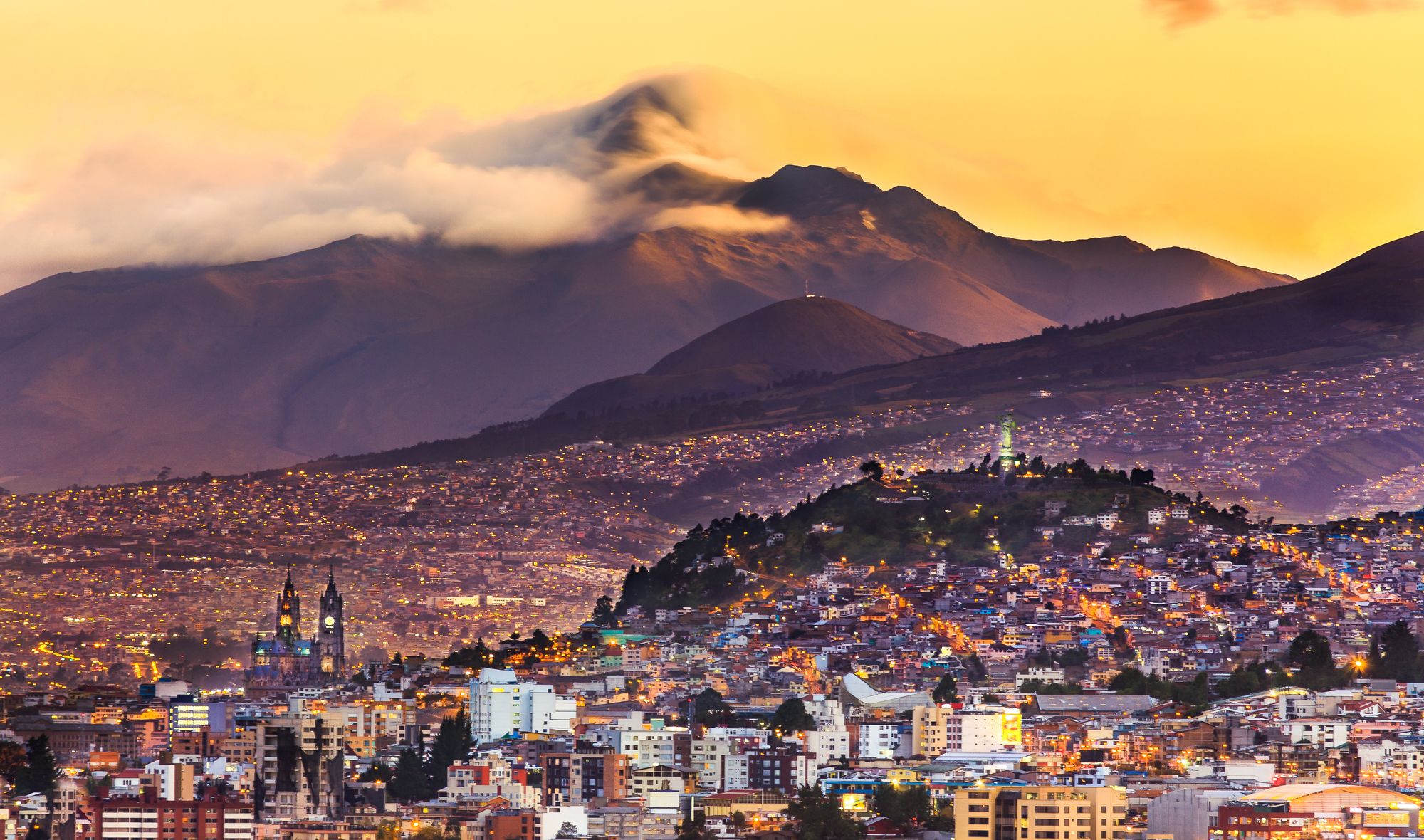 Il vulcano Pichincha alla spalle di Quito, Ecuador ©Victor Vargas/500px