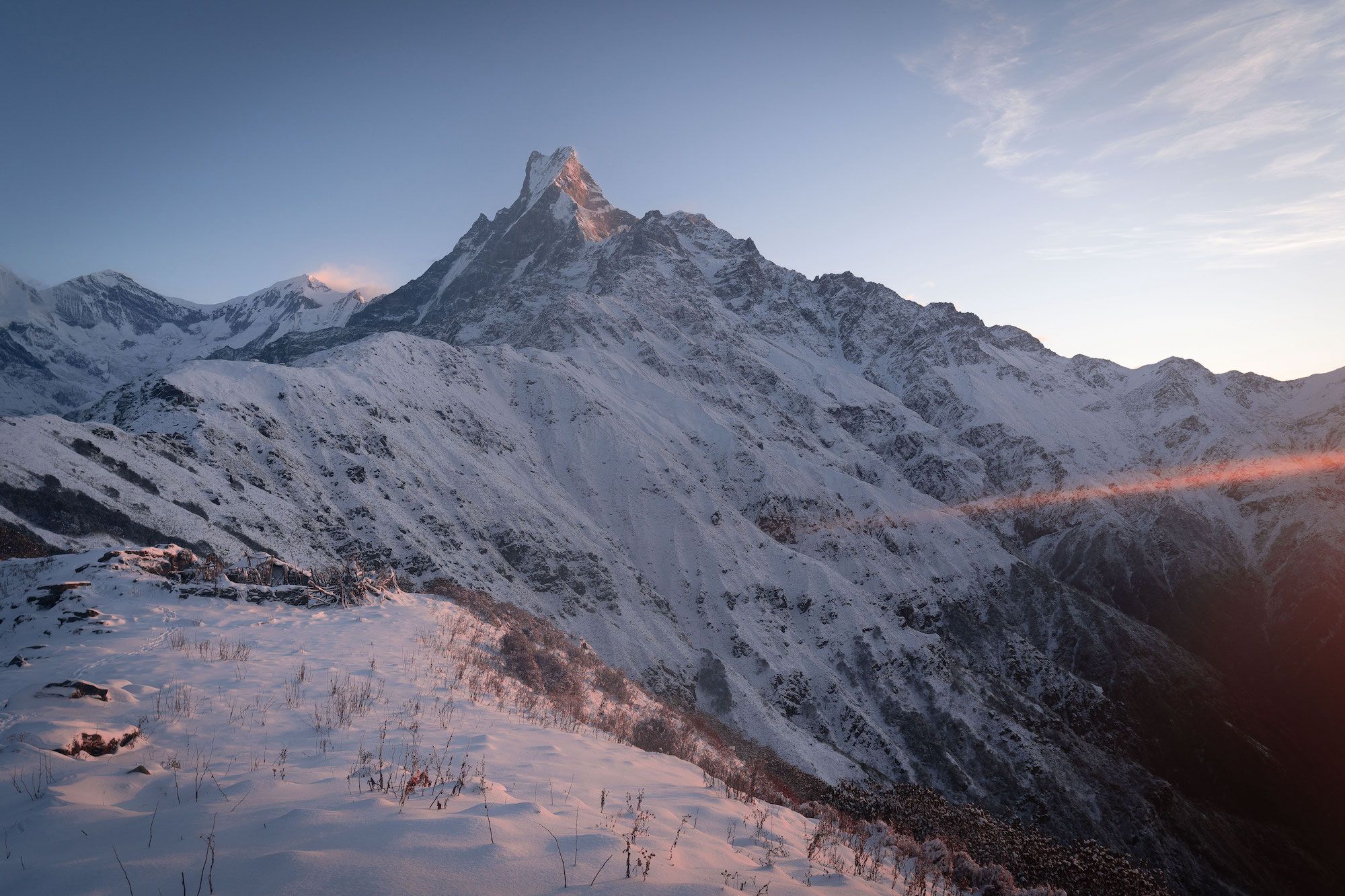 L’alba sul Machapuchare ©Alberto Montemurro/Lonely Planet Italia