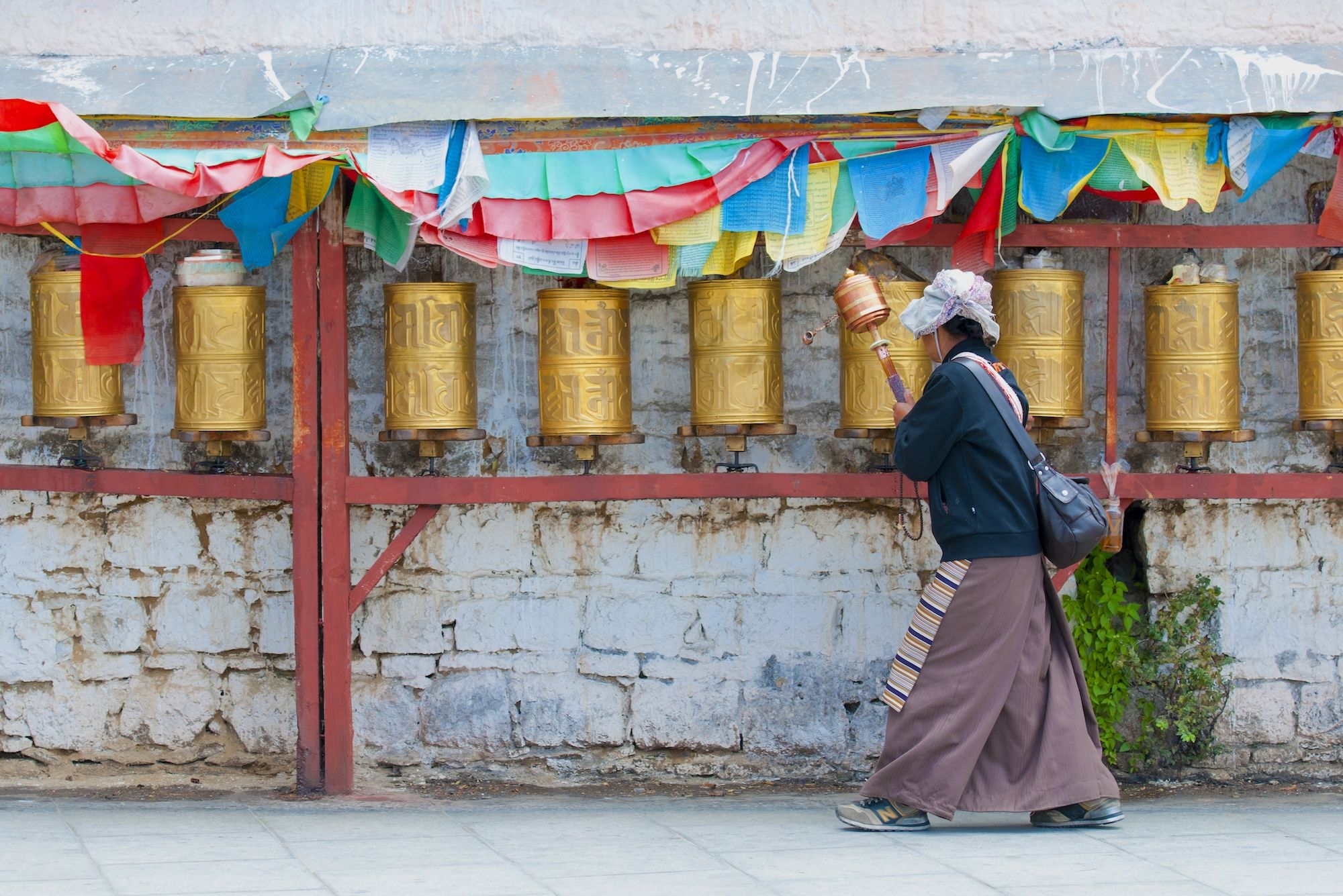 pellegrino a Lhasa Tibet