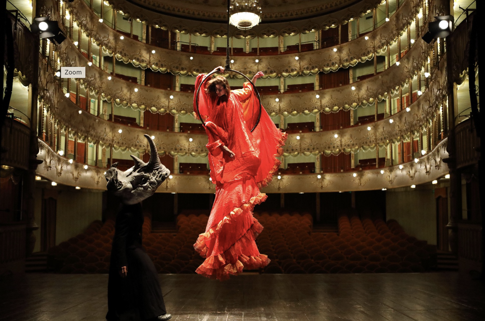 Un momento di “Titizé - A Venetian Dream”. Credits Viviana Cangialosi / Compagnia Finzi Pasca