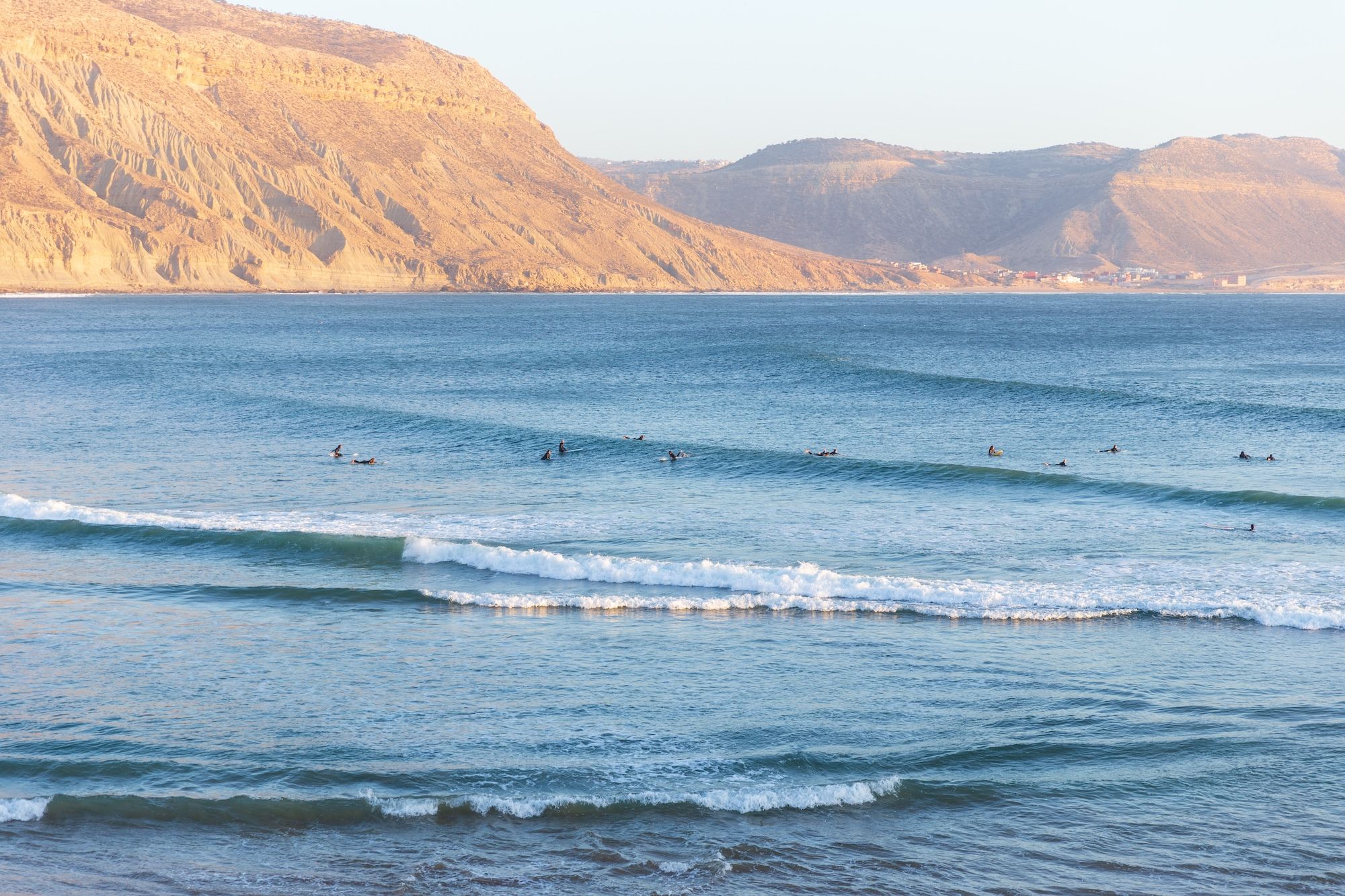 Surf a Imsouane, sulla costa atlantica del Marocco © vankey/Shutterstock